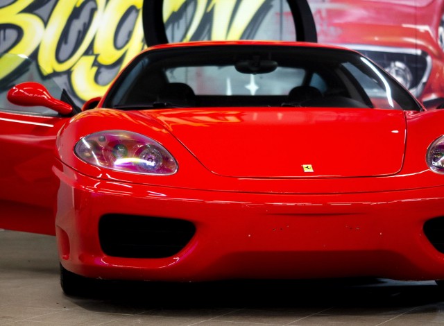 Полировка кузова Ferrari